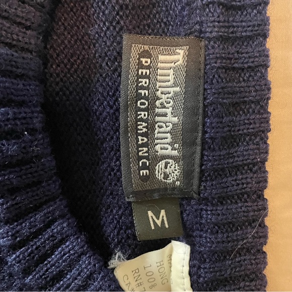 Navy Blue Timberland Sweater made of thick wool. Size medium. - Picture 4 of 4